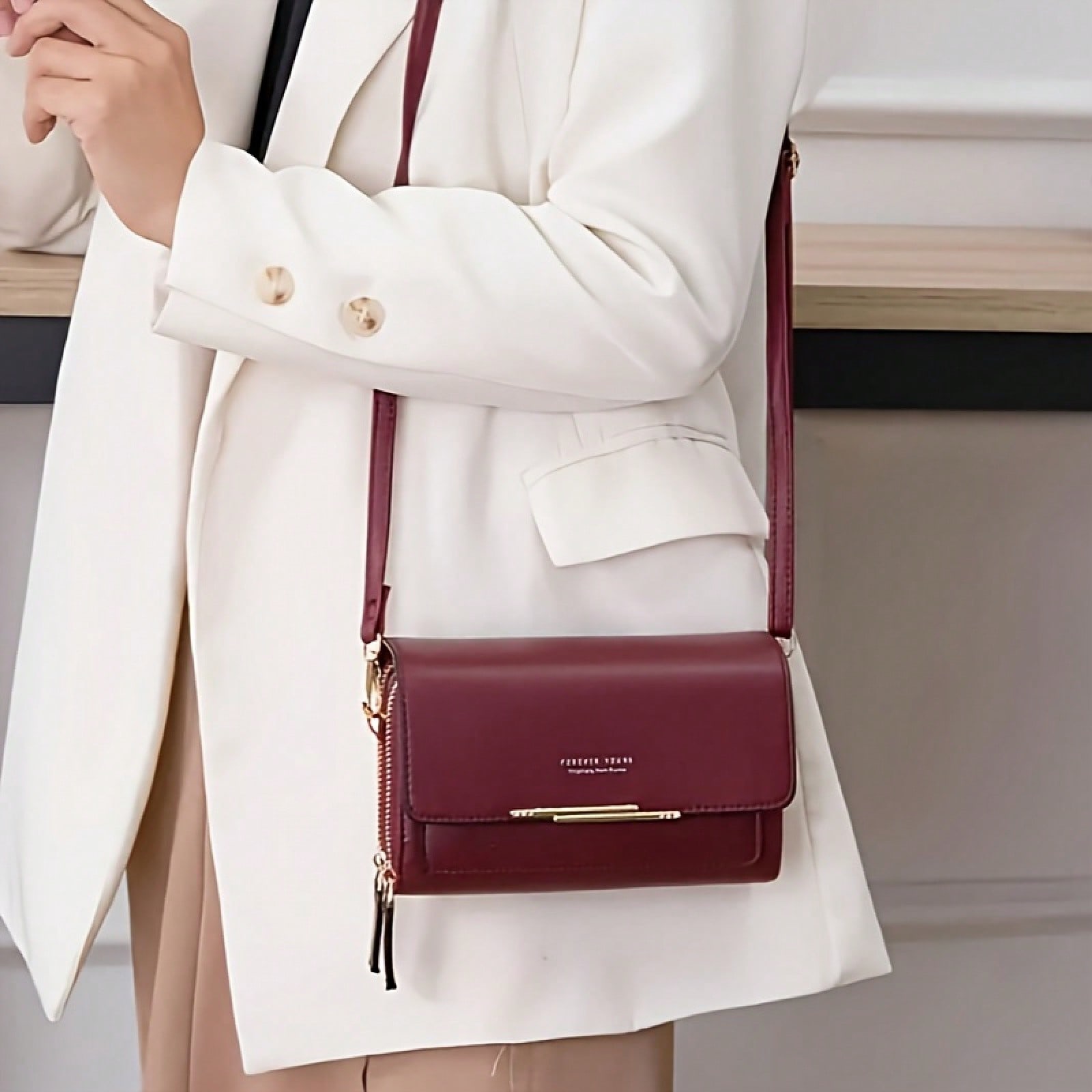 Exclusieve crossbodytas van PU - Interior Design High End recensie en prijs